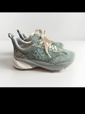 Tory Burch T Monogram Good Luck Trainer Sneaker Blue Celadon Suede NWOT size 8.5